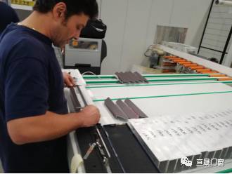 国内首条数字化锯切自动线落户长沙，亘晟门窗正式开启工业4.0时代