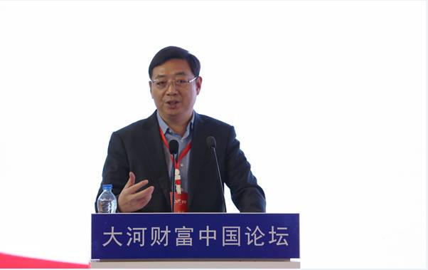 郑州银行官网 郑州银行董事长王天宇： 金融业站起来、飞起来、跑起来才能赚钱