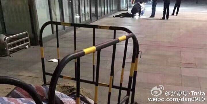 丈夫带怀孕小三回家,妻子陪着做产检!最后被逼跳楼身亡……-怀孕期