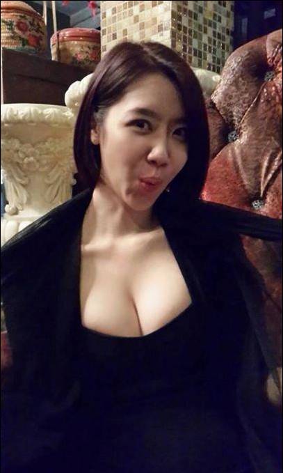 女神怀孕了,玩她的男人和爱她的男人分别说…-怀孕期