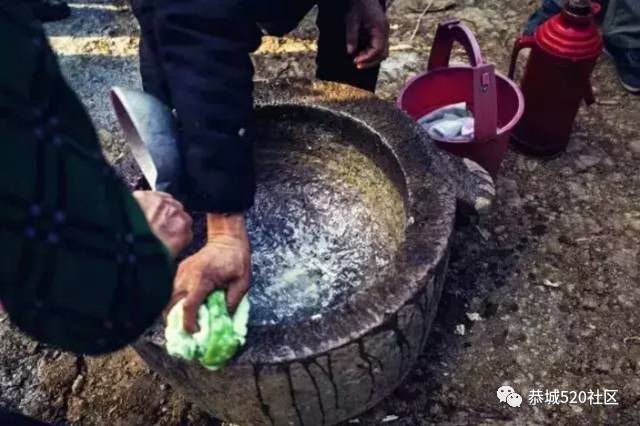 打糍粑，烤糍粑！恭城人你有多久没尝到这久违的味道了？845 / 作者:蒋妹妹啊 / 帖子ID:258014