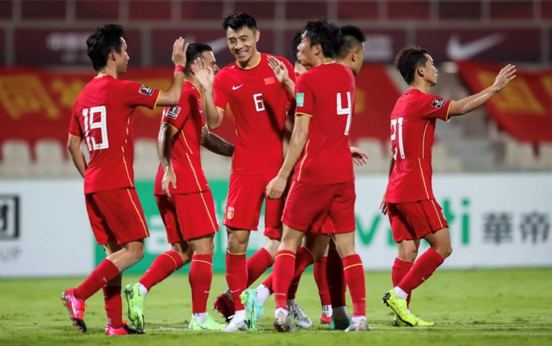 砥砺前行的中国足球，始终是我们的绿茵信仰