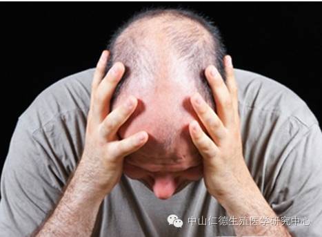 男人掉头发是什么原因引起的？