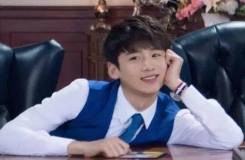 说唱被嘲笑,热衷讲段子,长了张初恋脸,却在自黑路上越走越远,这个Boy有毒!