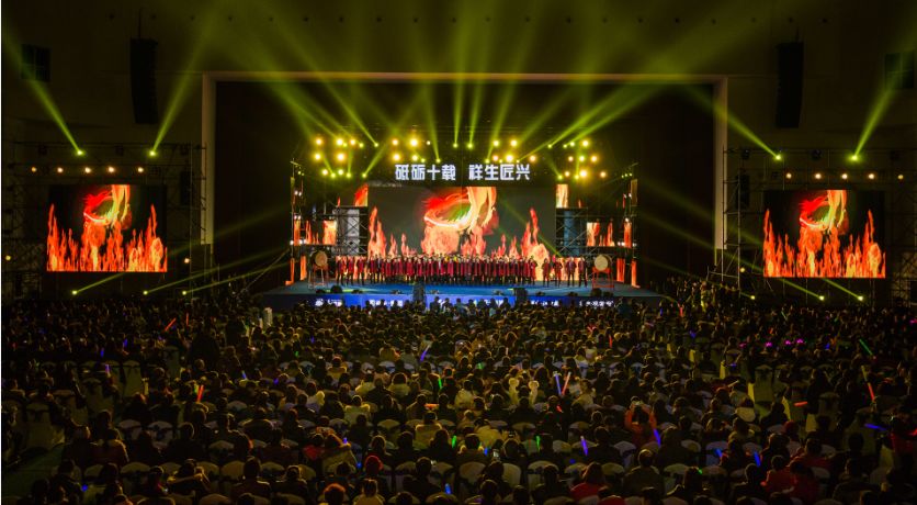 古巨基昨天被祥生请来泰兴啦!看看现场有多火爆!