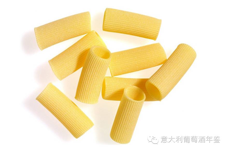 rigatoni 粗通心面