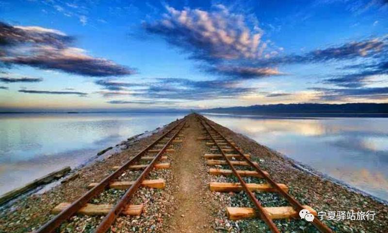 青海湖在哪_青海湖旅游最佳时间_青海湖旅游攻略必去景点大全