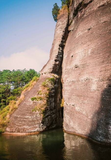 龙岩这座名山怎么念客从远方来之冠豸山带你解读