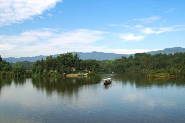 叫 丁山湖