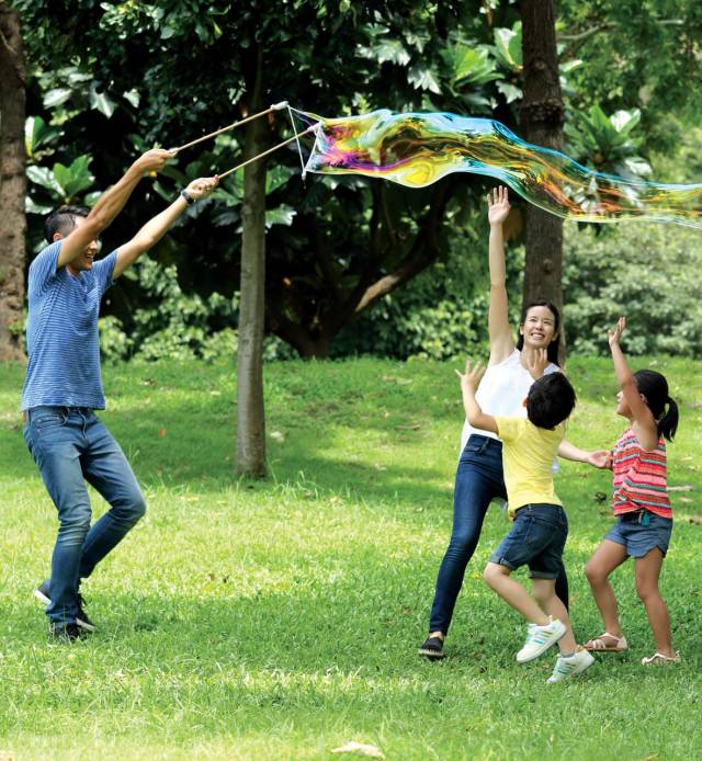 香港友邦充裕未来2美元储蓄计划详细解读