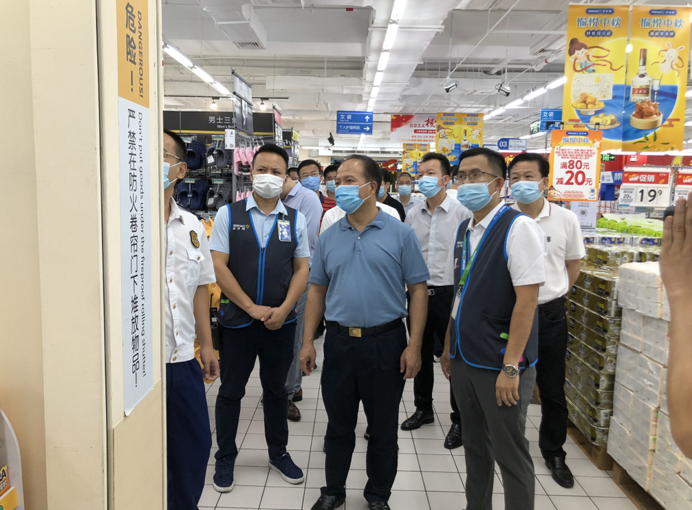 林建文带队检查节前安全生产消防安全食品安全和疫情防控工作
