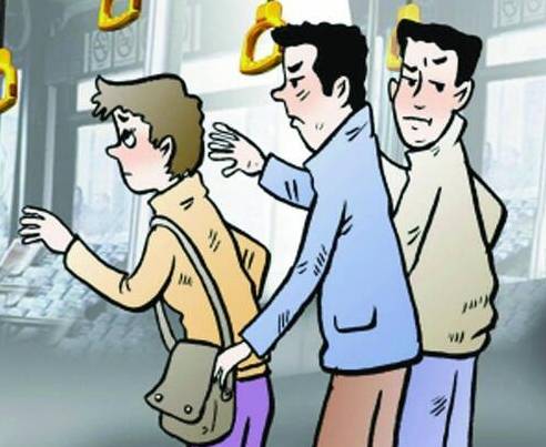 湖南15岁少年撞倒娭毑不逃逸,送伤者入院并24小时照顾;留下怀孕女友和独居父亲,27岁男子跳河前的三个电话丨早安湖南-怀孕期