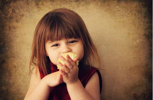 宝宝头三年影响一生 父母们不看悔掉肠子