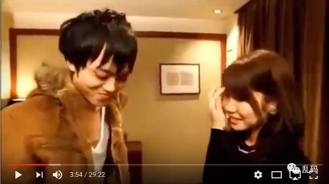 日本变态综艺：初次见面吻姑娘，是男人就挺一首歌