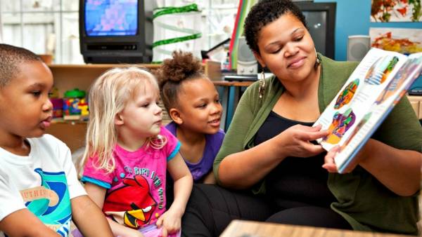 托儿所价钱_中福会托儿所亲子班3月报名_托儿所一个月多少钱