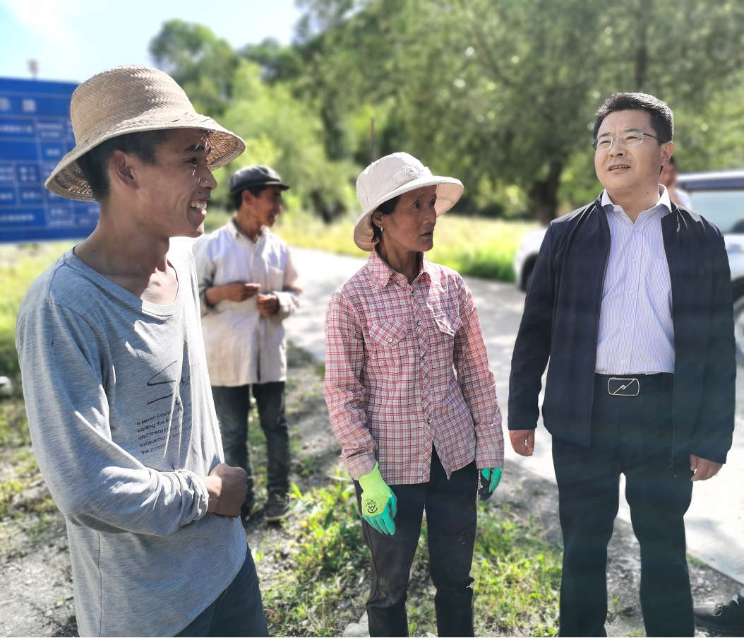 临潭县委常委组织部长薛瑞麟一行赴乡镇调研督导村级组织换届前期准备