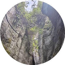 星辰闪烁在天空