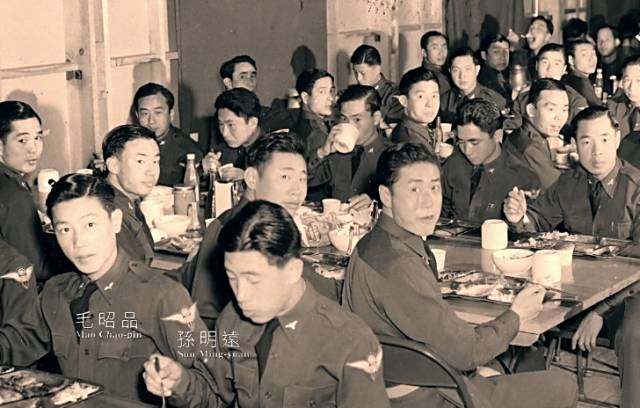 笕桥空军学院20岁的他们死在风华正茂之时,可我们却忘记这都是为了谁!