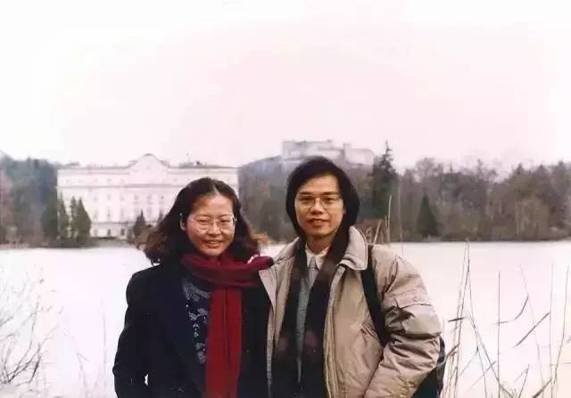 出身贫寒的香港女特首，将两个儿子送入剑桥，她的教育观值得分享 - 10