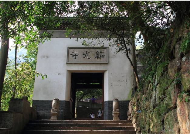 杭州 灵隐_灵隐寺在杭州哪里_杭州灵隐宾馆怎么样