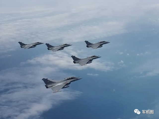 三雄争锋：歼-10C、阵风、台风战斗机将齐聚南亚