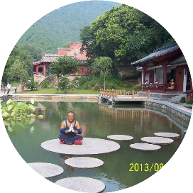 江湖夜雨一盏灯