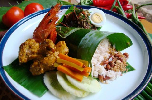 這個富得流油的小國家，竟然是一個中國人建立的！ 歷史 第32張