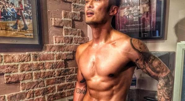 餘文樂健身10個月穿的20雙鞋，你都買得起。【元旦鉅惠】其中一款免費送！ 時尚 第1張