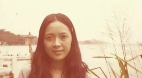 她曾在加拿大当服务生 成亿万富婆后被小三气到得癌 离婚后生活却更精彩