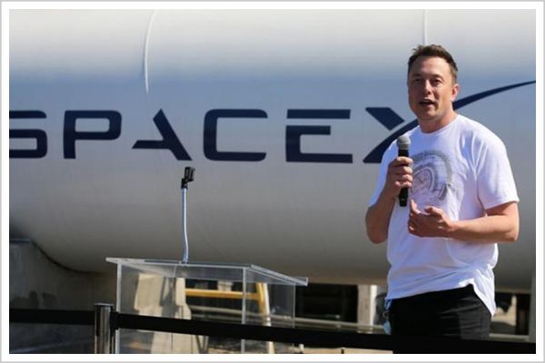 那之后,spacex从nasa拿到了16亿美元订单,为后者提供12次向国际空间站