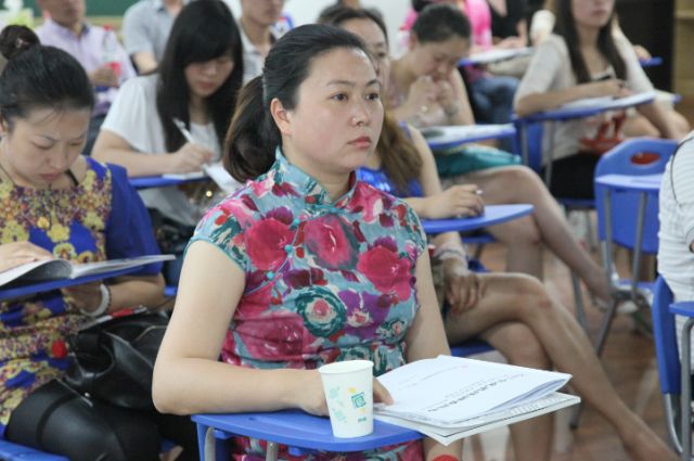 何明洁 四川大学公共管理学院社会学与心理学系,副教授,硕士生导师