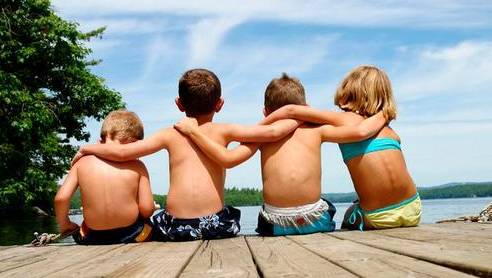 小长假带娃旅行 这样给孩子拍照刷曝朋友圈