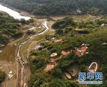 ǰˮ��ɽ�ġ���ˮ���ء� ͼƬ��Դ���»���