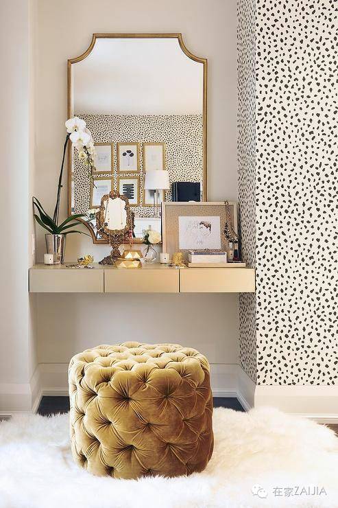 一米白墻就可以造個梳妝臺，從此不用在衛(wèi)生間化妝！