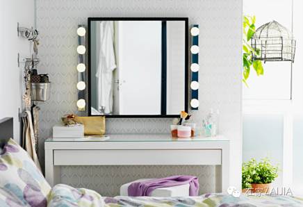 一米白墻就可以造個梳妝臺，從此不用在衛(wèi)生間化妝！