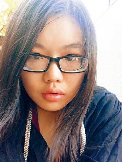 的vilcekhall女生学生中,有一名纽约大学医学院的26岁华裔意思刘安宿舍什么月光白女生图片