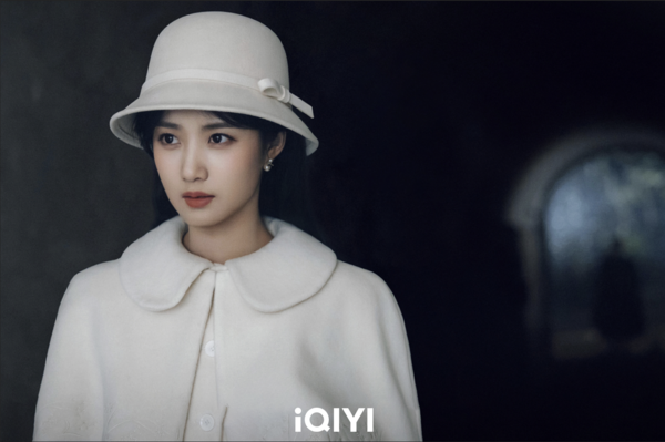 ▲《軋戲》由陳星旭、盧昱曉主演。（圖／iQIYI愛奇藝國際版提供）