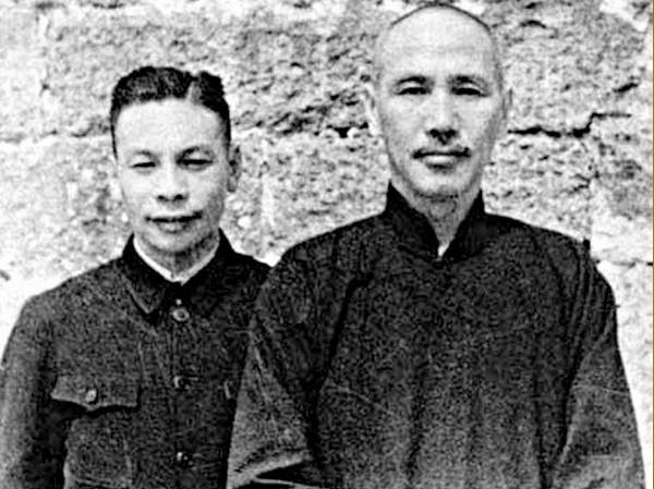 【微揭秘】老照片 <wbr>只有蒋介石领导才能打赢这场艰苦的卫国战争(图)