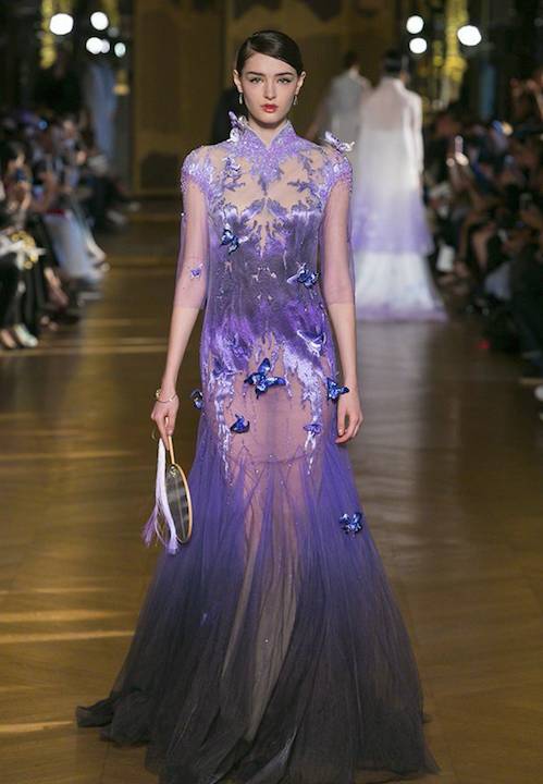 她在巴黎歌剧院办秀 告诉全世界啥是真正的中国风