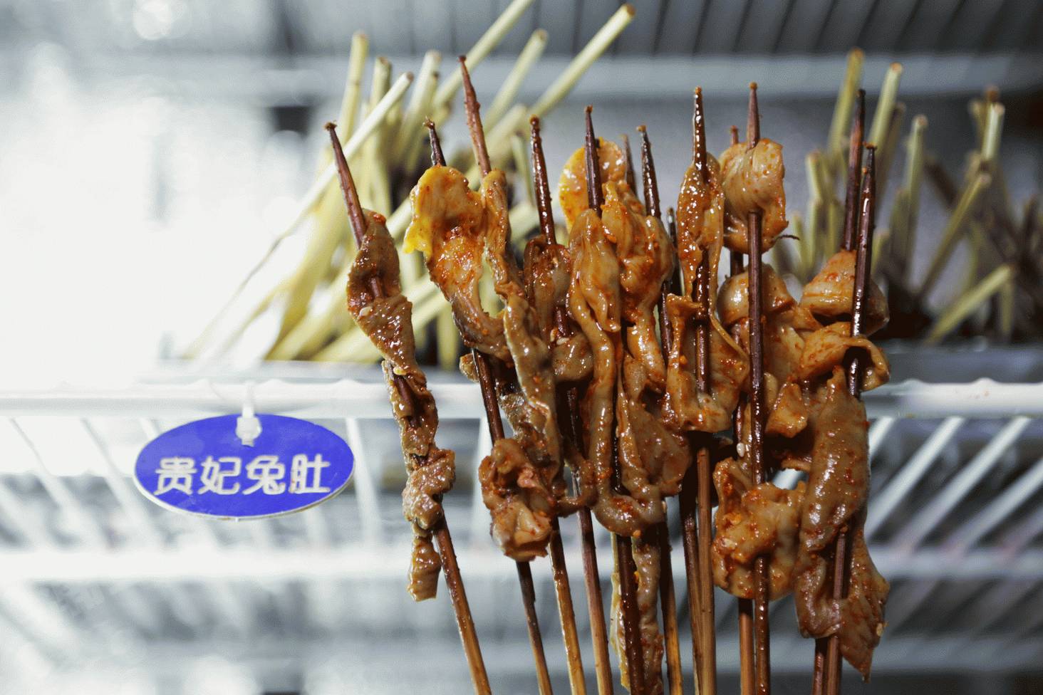 大学生创业卖串串，7年卖出10万斤后腿牛肉——屋头串串香 创业人物 第25张