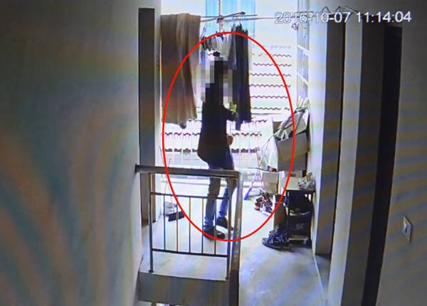 亚博集团:在仁和良渚疯狂偷女人内衣裤两年偷了20多次监控终于拍到他了