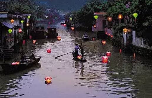 民国复古情怀碰撞新潮摩登,中山要这样玩才对味!