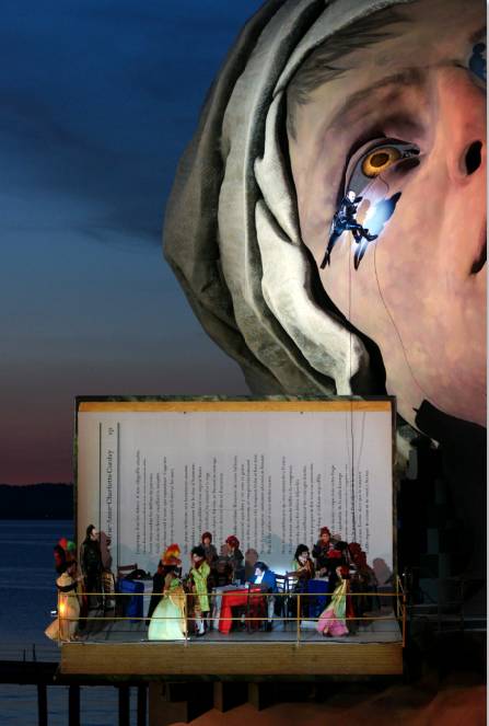 当装置艺术遇上水上歌剧 <wbr>整个世界都被惊艳了！