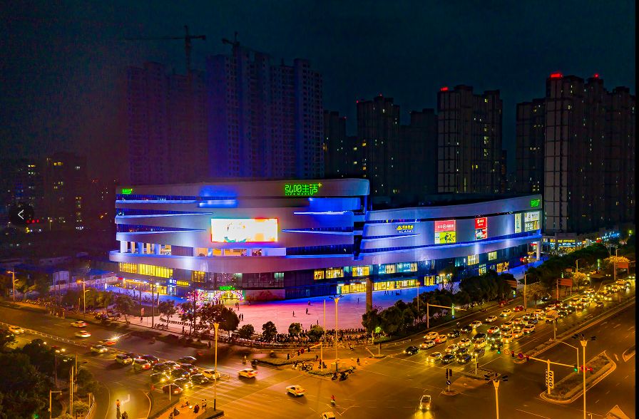 项目位于运河畔,坐拥兰陵核心地段,弘阳生活,吾悦广场,武进万达广场