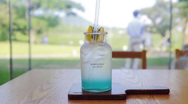 打着喝咖啡的旗号，去韩国做个水当当的美人儿！