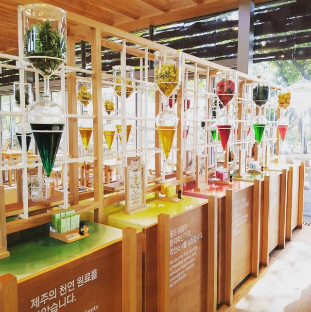 打着喝咖啡的旗号，去韩国做个水当当的美人儿！