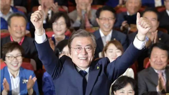 韩国大选，媒体各显神通，此号神预测文在寅胜出！
