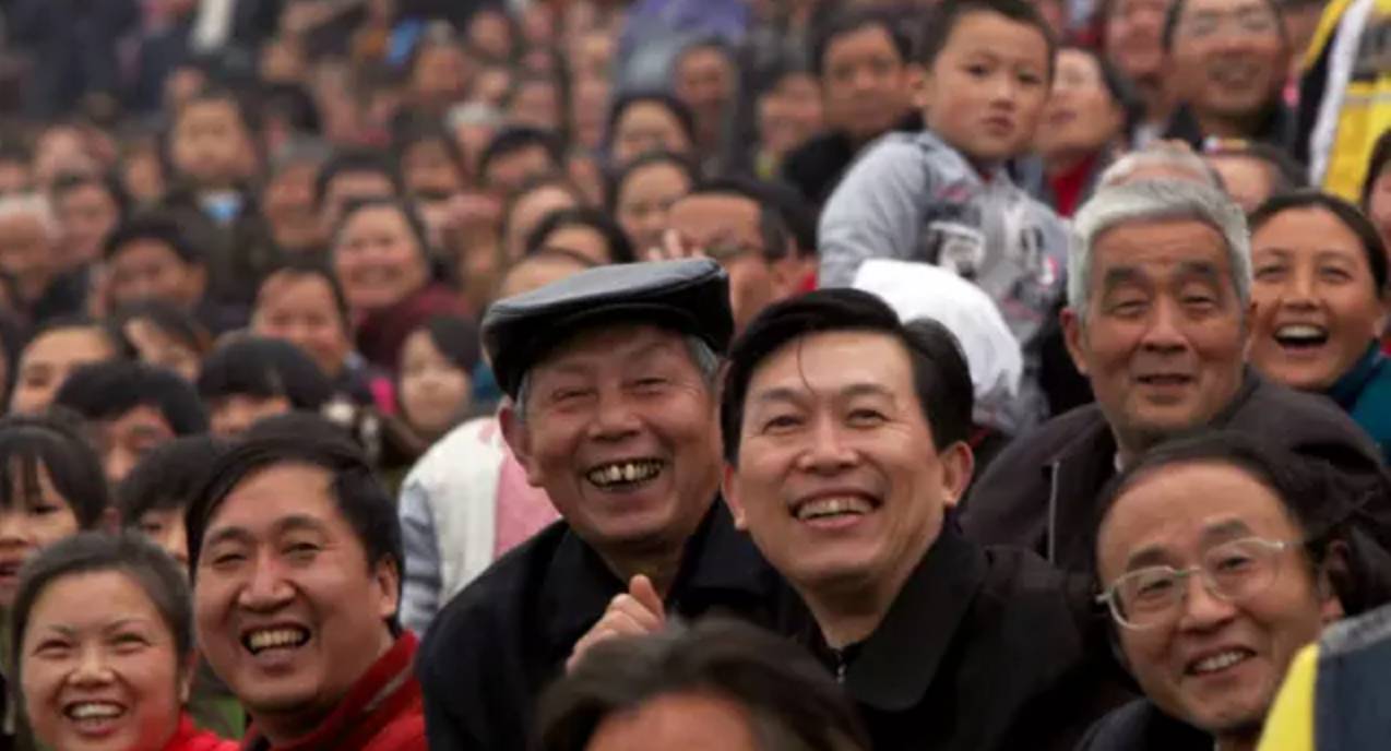 当我们为严惩老赖喝彩呐喊