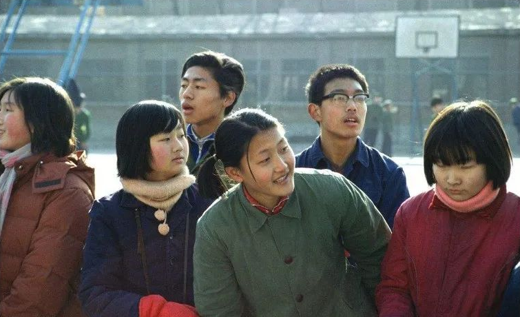 为什么中国人开始怀念八十年代？
