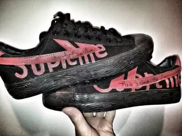 回力logo_回力鞋后面logo是怎么_回力warrior和回力区别